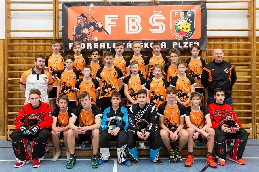 Skupinová fotografie baseballového týmu